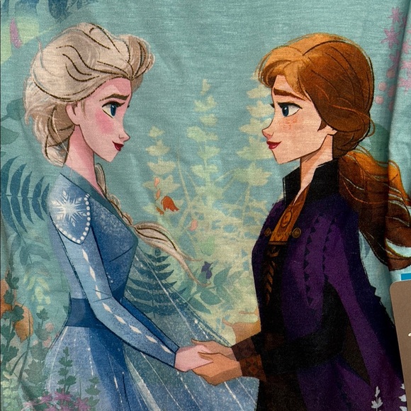 NWT- Disney Store Elsa and Anna Blue Pajama Set with Frozen Design - Picture 4 of 5